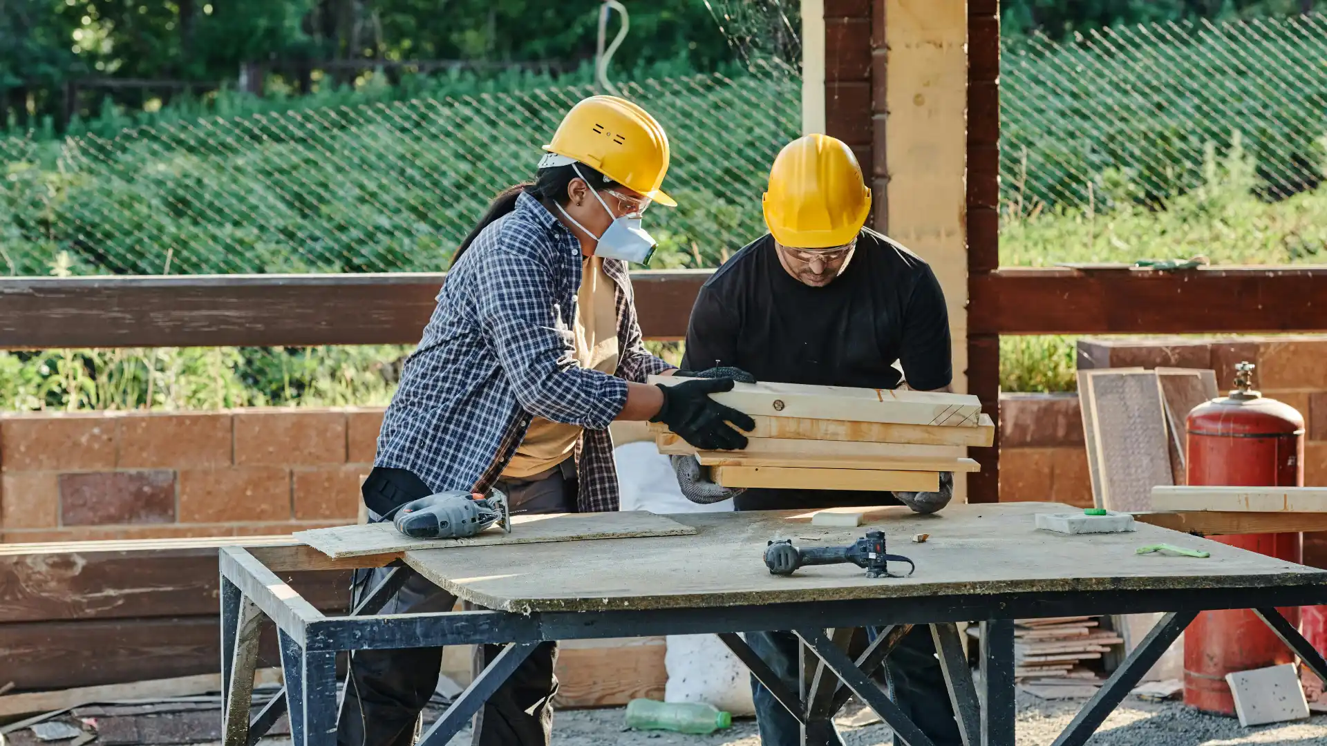How to Build a Construction Schedule Clients Understand: A Guide to Construction Scheduling