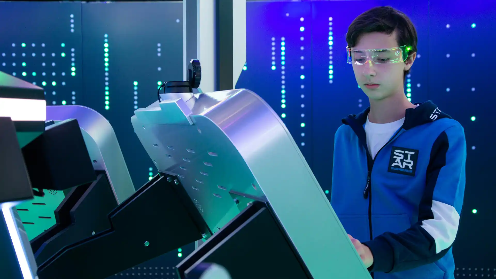 Tech Adoption for Young Entrepreneurs: Boost Efficiency Without Breaking the Bank